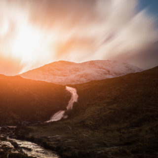 Isle-of-Skye-Scotland-Stream-of-Light
