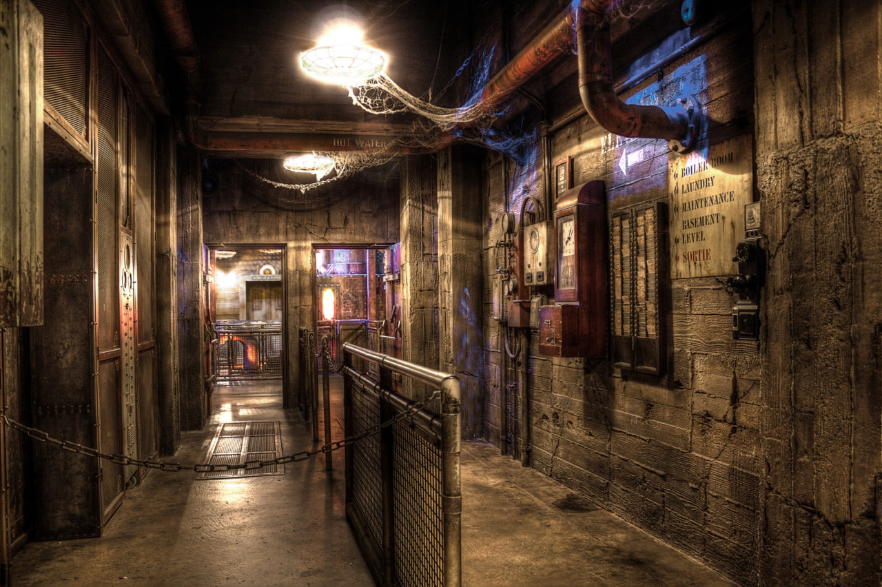 Walt Disney Studios, Paris - In the boiler room (Tower of Terror)